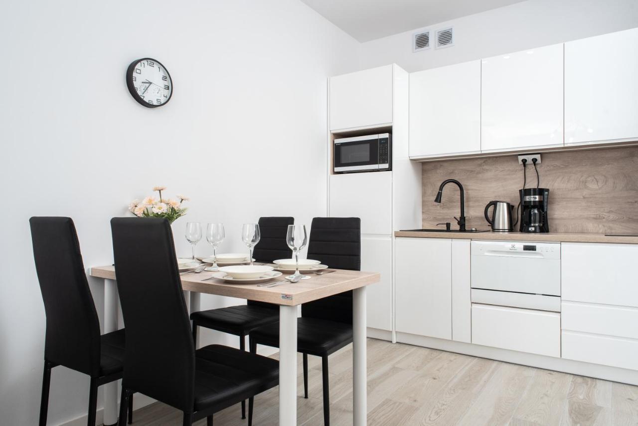 Apartament Sea Holiday 코워브제크 외부 사진